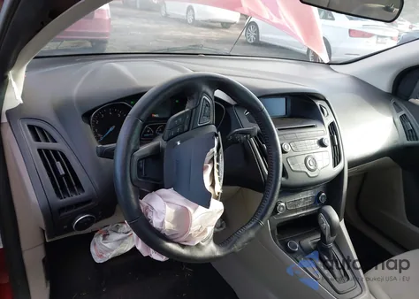 2017 Ford Focus Se z USA, uszkodzony, nr VIN 1FADP3F28HL201197